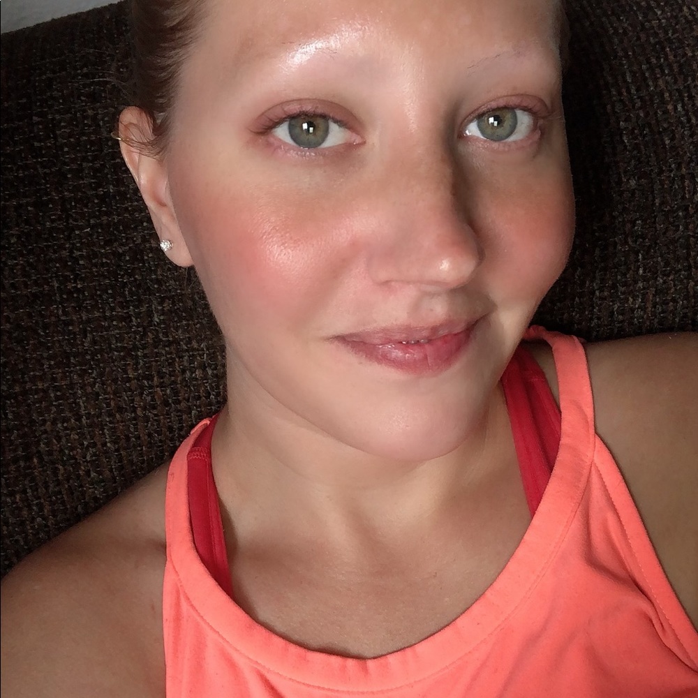 Meet your Posher, Anna